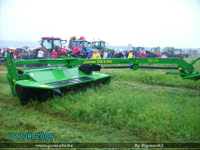 libromont2006,journee de l'herbe (111).JPG