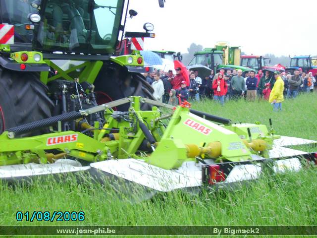 libromont2006,journee de l'herbe (184).JPG