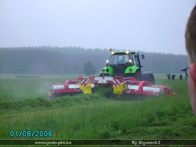 libromont2006,journee de l'herbe (199).JPG