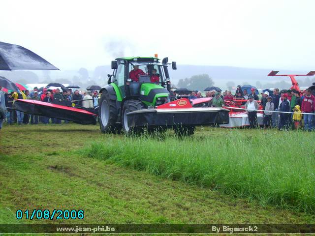 libromont2006,journee de l'herbe (203).JPG