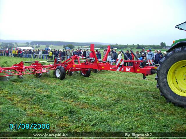 libromont2006,journee de l'herbe (309).JPG