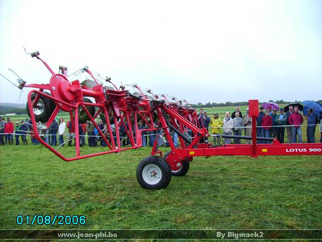 libromont2006,journee de l'herbe (312).JPG