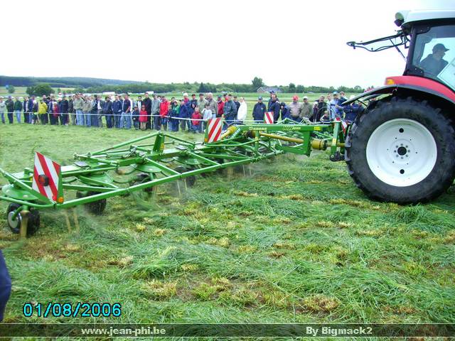 libromont2006,journee de l'herbe (334).JPG