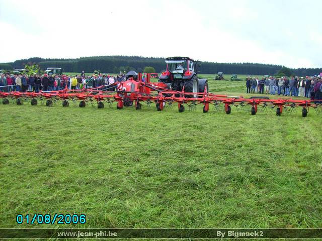 libromont2006,journee de l'herbe (367).JPG