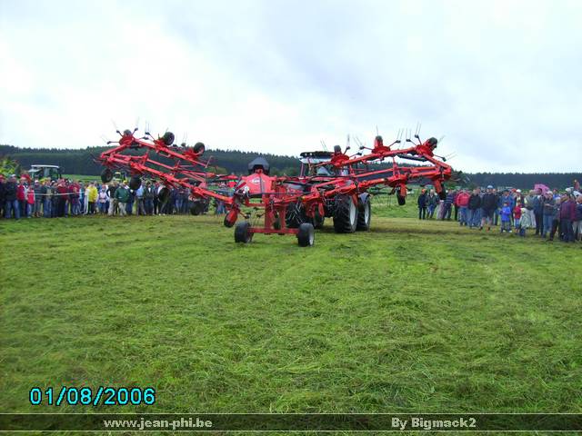libromont2006,journee de l'herbe (375).JPG