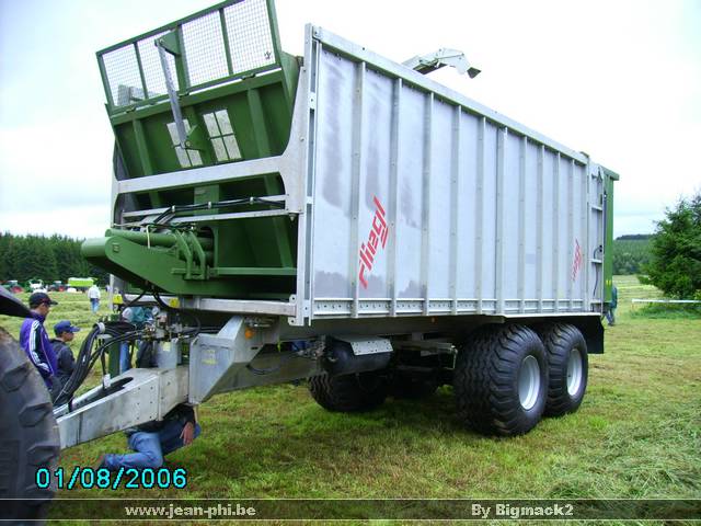 libromont2006,journee de l'herbe (387).JPG