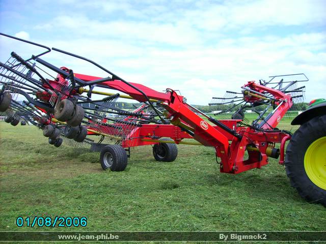 libromont2006,journee de l'herbe (585).JPG